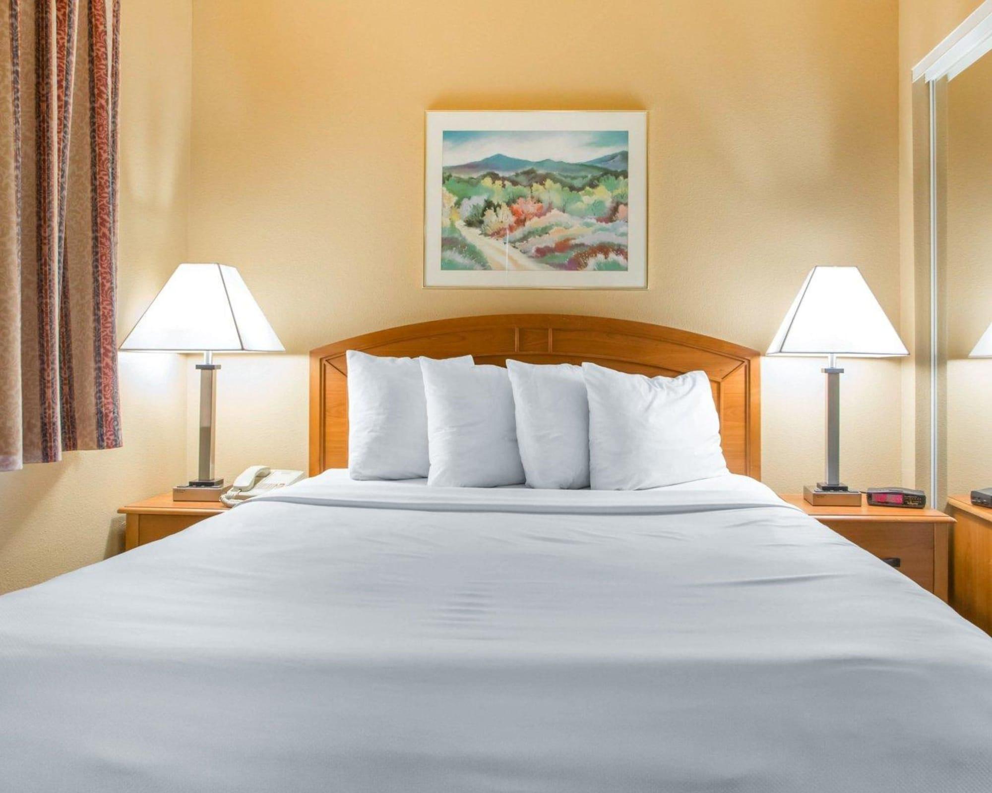 אוק קריק Hawthorn Extended Stay By Wyndham Milwaukee Airport מראה חיצוני תמונה