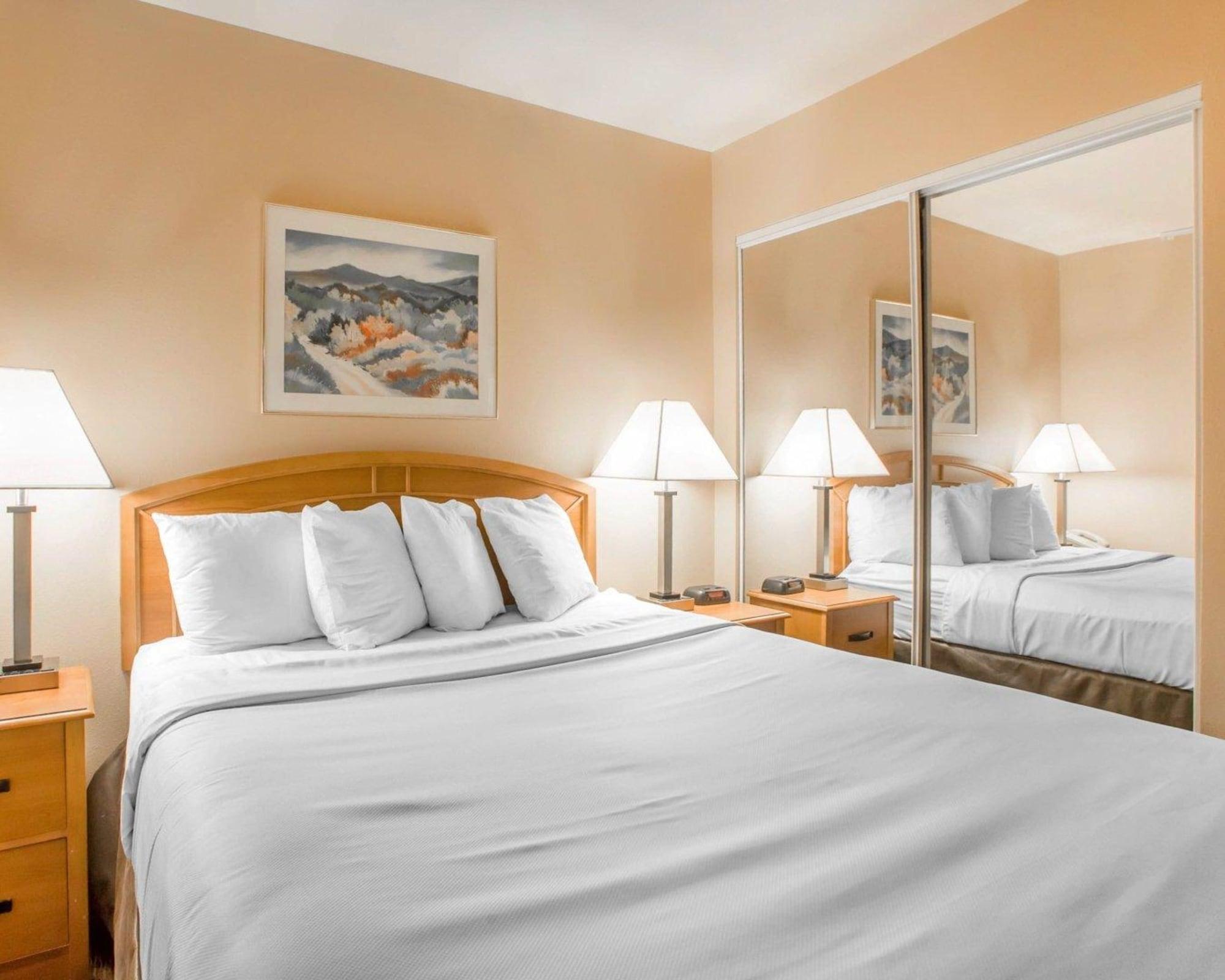 אוק קריק Hawthorn Extended Stay By Wyndham Milwaukee Airport מראה חיצוני תמונה