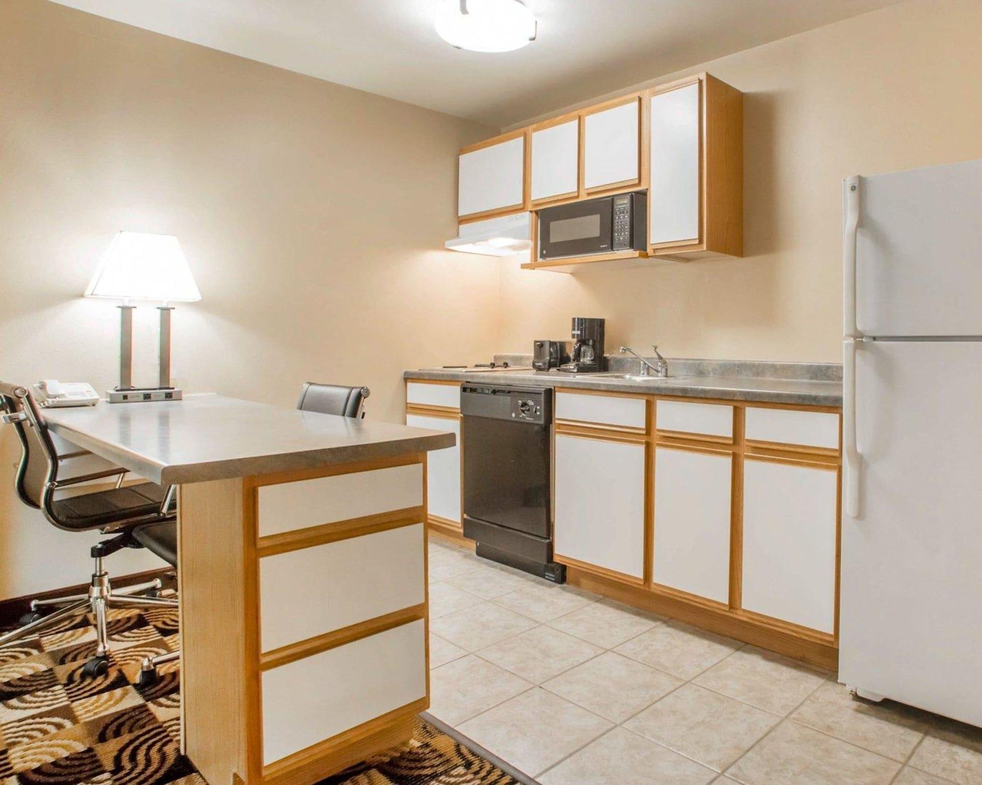 אוק קריק Hawthorn Extended Stay By Wyndham Milwaukee Airport מראה חיצוני תמונה